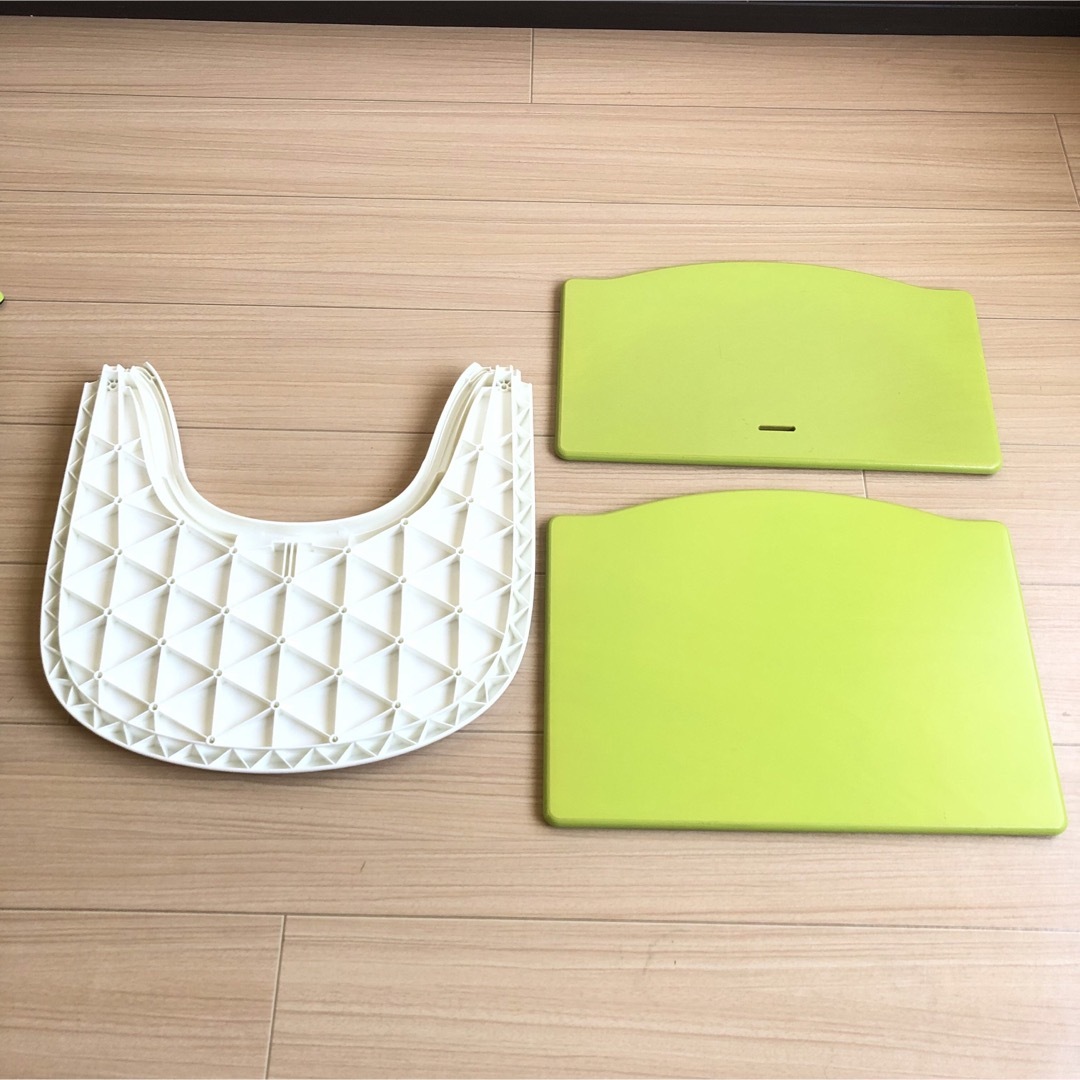 Stokke(ストッケ)の【美品】STOKKE ストッケ No.6 トレー トリップトラップ キッズ/ベビー/マタニティの寝具/家具(その他)の商品写真