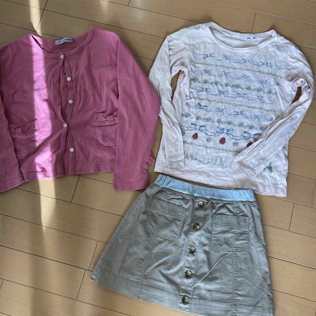 UNIQLO(ユニクロ)の120センチ3枚セット キッズ/ベビー/マタニティのキッズ服女の子用(90cm~)(Tシャツ/カットソー)の商品写真