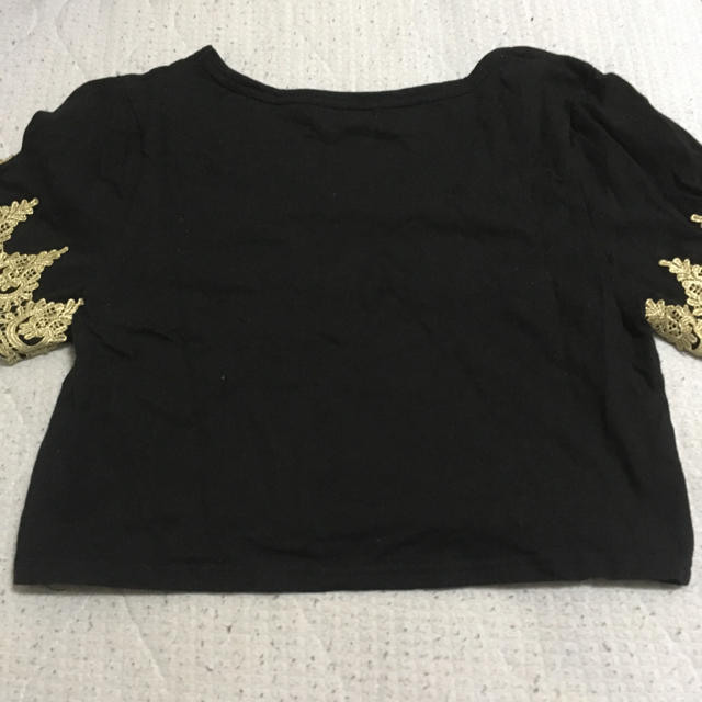 EVRIS(エヴリス)のEVRIS 刺繍Tシャツ レディースのトップス(Tシャツ(半袖/袖なし))の商品写真