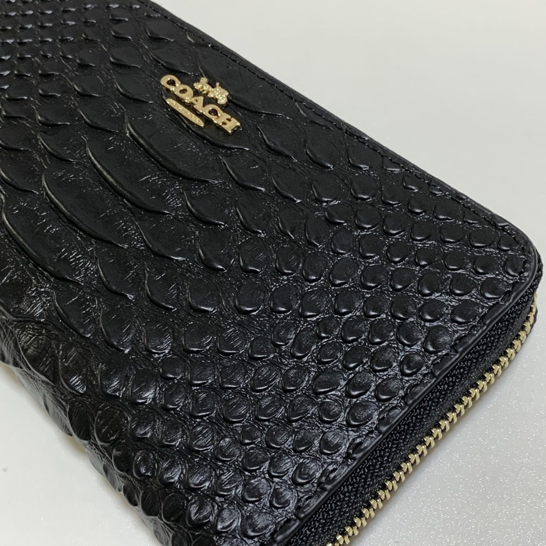 上等な COACH 長財布 エンボスドスネークレザー BLACK