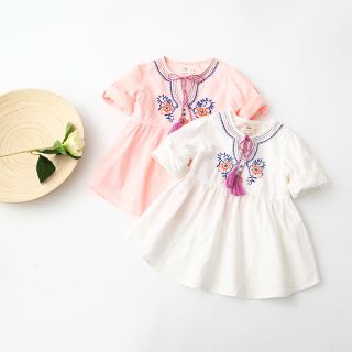 ザラキッズ(ZARA KIDS)の新品 刺繍ワンピース110(ワンピース)