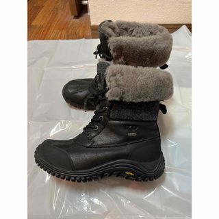 UGG アグ24.5黒　ブーツ　ハイカット　美品