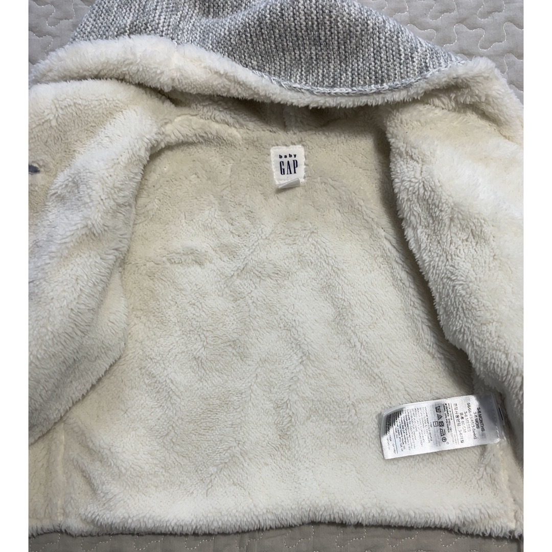 GAP Kids(ギャップキッズ)のGAP アウター　カーディガン キッズ/ベビー/マタニティのベビー服(~85cm)(カーディガン/ボレロ)の商品写真