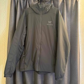 アークテリクス(ARC'TERYX)のARC’TERYX Atom LT Hoody サイズM(ナイロンジャケット)