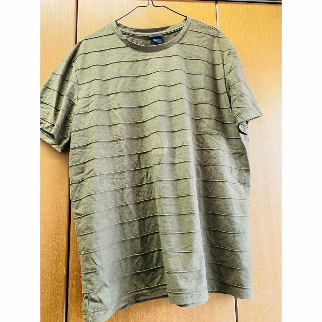 H&M(エイチアンドエム)のメンズ 大きい服　エイチアンドエム　H&M 半袖　Tシャツ　XL メンズのトップス(Tシャツ/カットソー(半袖/袖なし))の商品写真