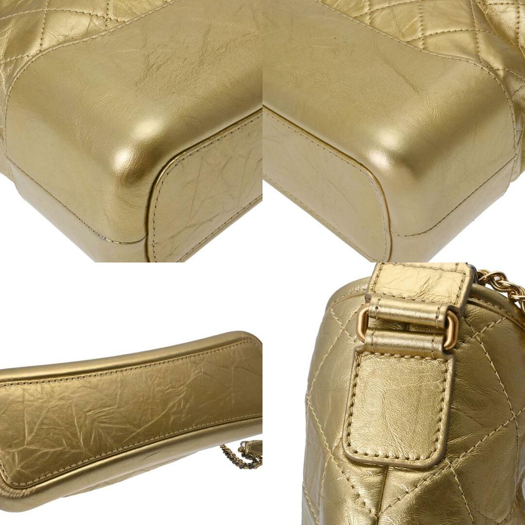 CHANEL(シャネル)のシャネル  ガブリエル ホーボー ラージ ハンドバッグ ゴールド レディースのバッグ(ハンドバッグ)の商品写真