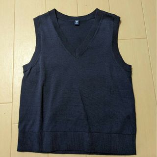 ユニクロ(UNIQLO)のユニクロ　キッズ　ベスト　ネイビー100センチ(ジャケット/上着)