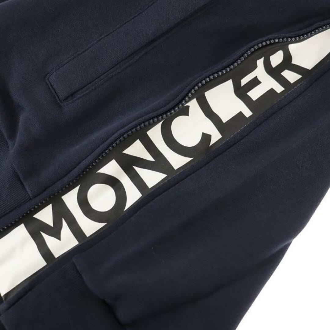 MONCLER(モンクレール)のモンクレール ジップ スウェット G20918G00036 809KR 中古 サイズL ネイビー MONCLER 【中古】 | ブランド ファッション 長袖 服 アウター カジュアル 紺 シンプル ABランク メンズのトップス(ジャージ)の商品写真