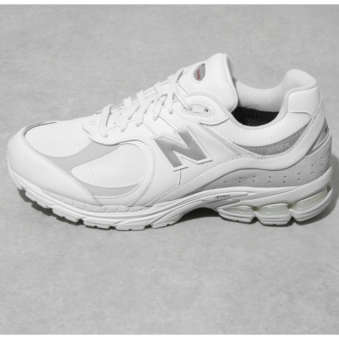 New Balance(ニューバランス)の【新品】ニューバランス　M2002RXM ゴアテックス　白　 28センチ メンズの靴/シューズ(スニーカー)の商品写真