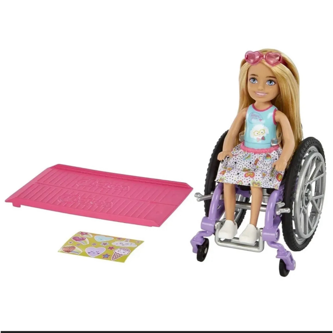 Barbie(バービー)の海外限定 Barbie バービー 車椅子 チェルシー 人形 おもちゃ  エンタメ/ホビーのおもちゃ/ぬいぐるみ(キャラクターグッズ)の商品写真
