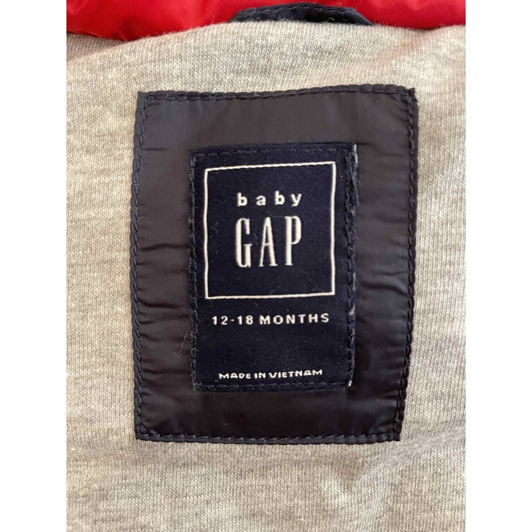 babyGAP(ベビーギャップ)のbabyGAP ベビー服　80cm ダウンベスト キッズ/ベビー/マタニティのベビー服(~85cm)(ジャケット/コート)の商品写真