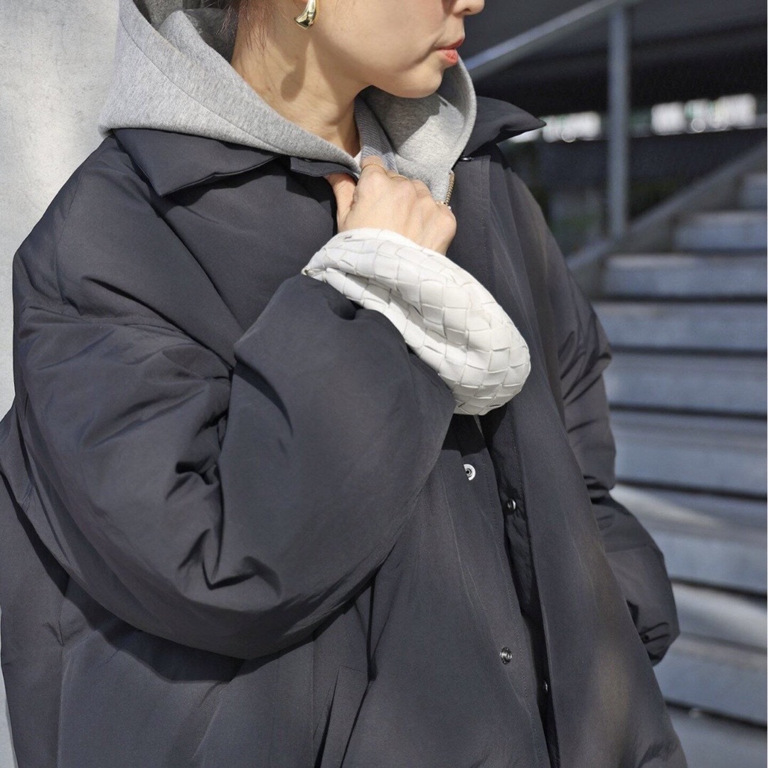 DEUXIEME CLASSE(ドゥーズィエムクラス)の新品未使用【CALUX/キャラクス】 PUFFER COACH JACKET レディースのジャケット/アウター(ダウンジャケット)の商品写真