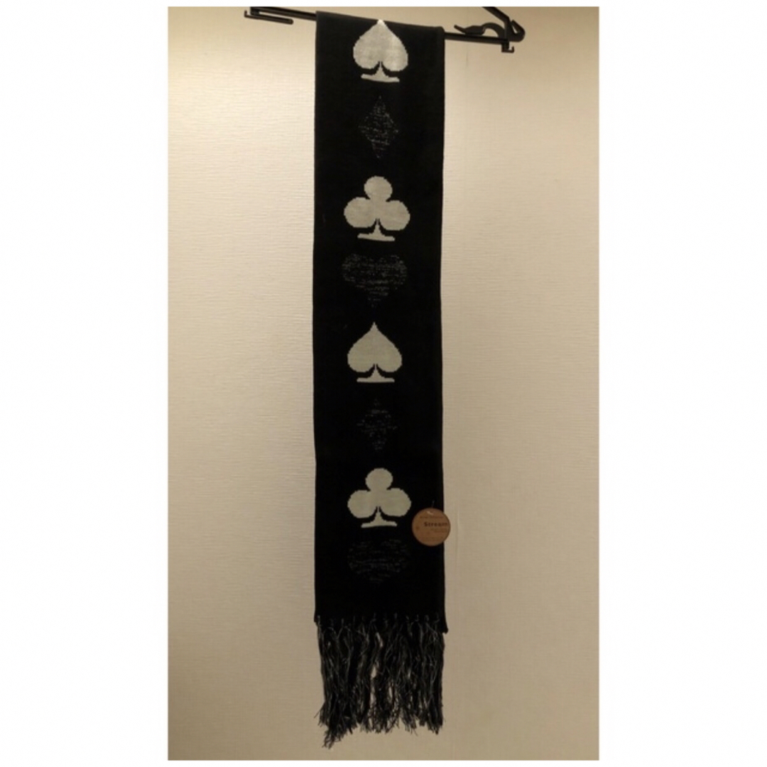 トランプ柄 マフラー ストール モノトーン ブラック ホワイト シルバー 金属糸 レディースのファッション小物(マフラー/ショール)の商品写真