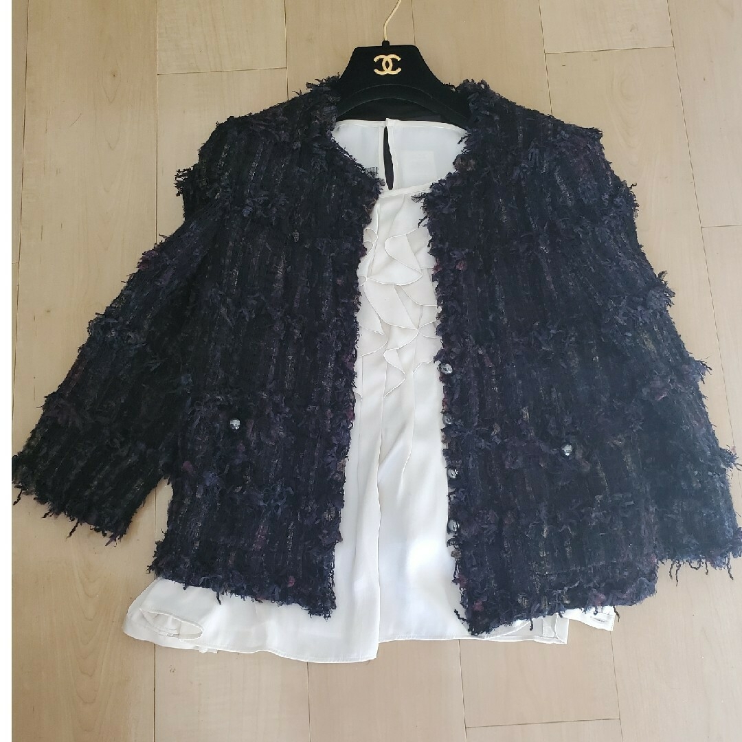 CHANEL(シャネル)の新品‼️シャネル CHANEL リボン ツィード ジャケット 42サイズ レディースのジャケット/アウター(ノーカラージャケット)の商品写真