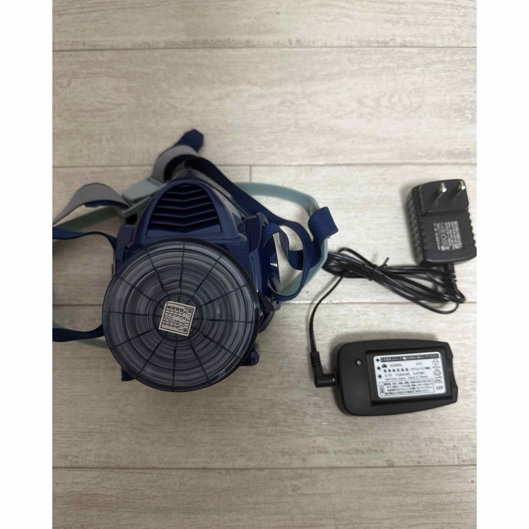 BL-321H-02  電動ファン付呼吸用保護具　バッテリー　充電器付き作業用マスク