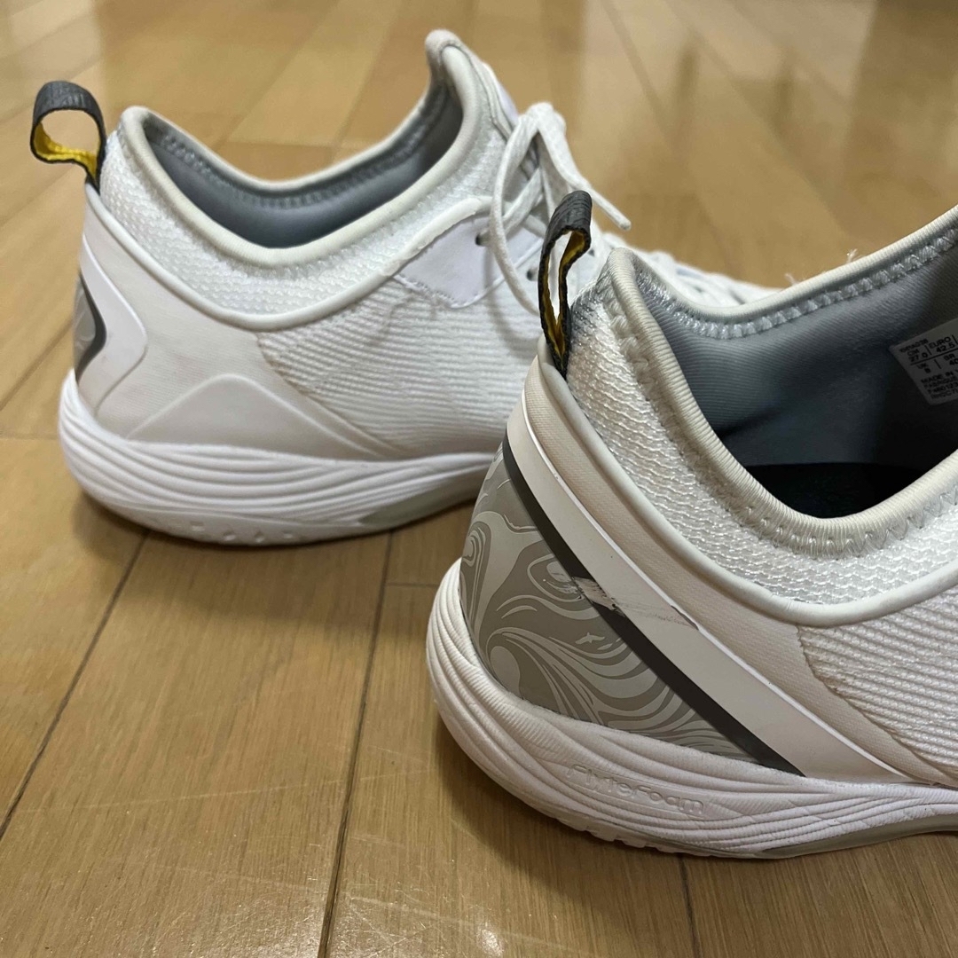 asics(アシックス)のグライドノヴァ GLIDE NOVA FF 2 アシックス スポーツ/アウトドアのスポーツ/アウトドア その他(バスケットボール)の商品写真