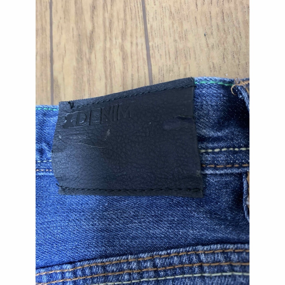 H&M(エイチアンドエム)の新品タグ付き　&DENIM H&M キッズ　ワッペン　ダメージ　デニム キッズ/ベビー/マタニティのキッズ服男の子用(90cm~)(パンツ/スパッツ)の商品写真