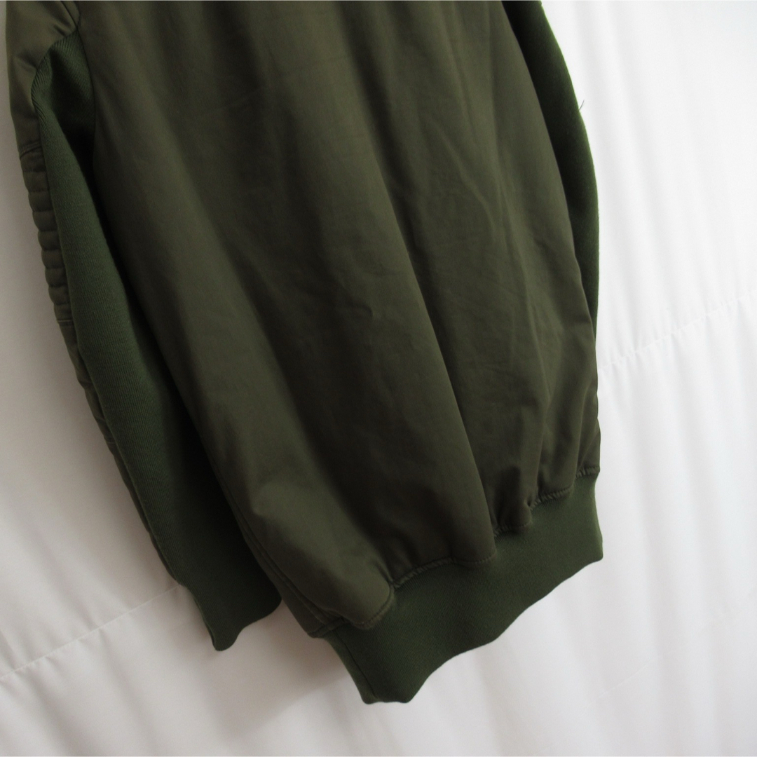 ato(アトウ)のato モード デザイン パデット MA-1 ブルゾン ジャケット 中綿 36 レディースのジャケット/アウター(ブルゾン)の商品写真