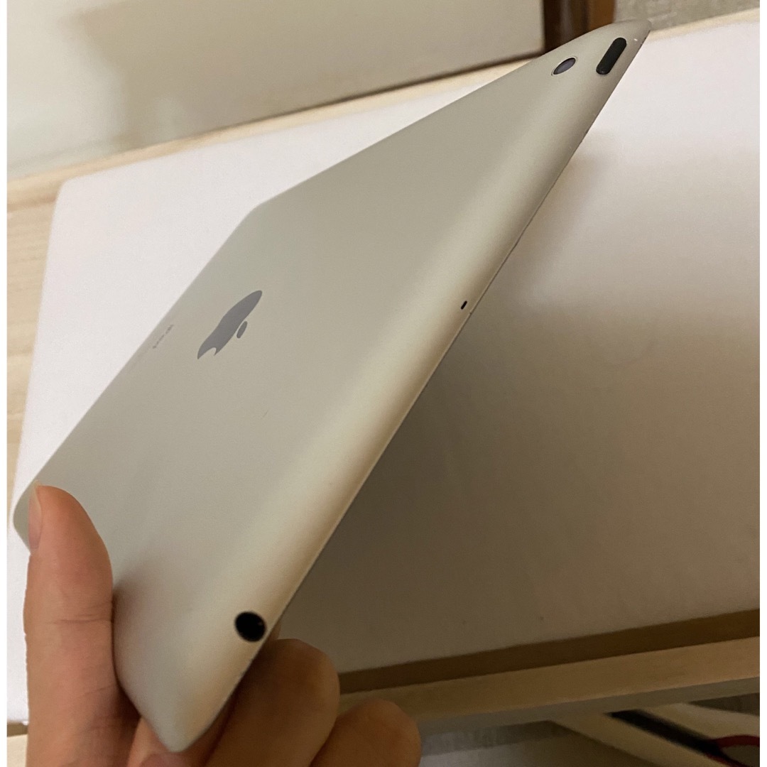 準上品Bランク iPad4 16GB WiFi アイパッド 4世代の通販 by Miya iPad ...