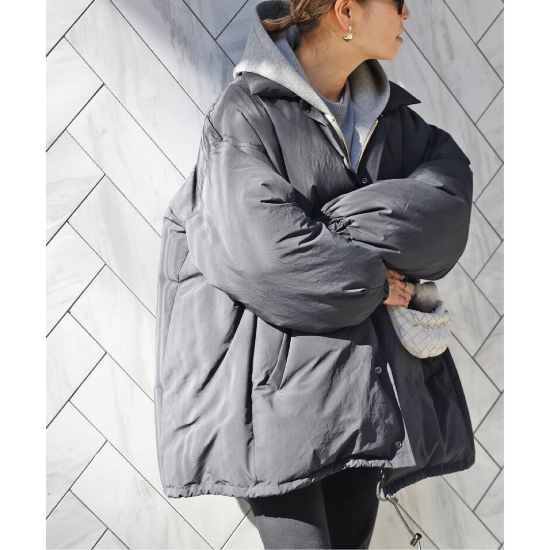 DEUXIEME CLASSE(ドゥーズィエムクラス)の新品！ 【CALUX/キャラクス】 PUFFER COACH JACKET レディースのジャケット/アウター(ダウンジャケット)の商品写真