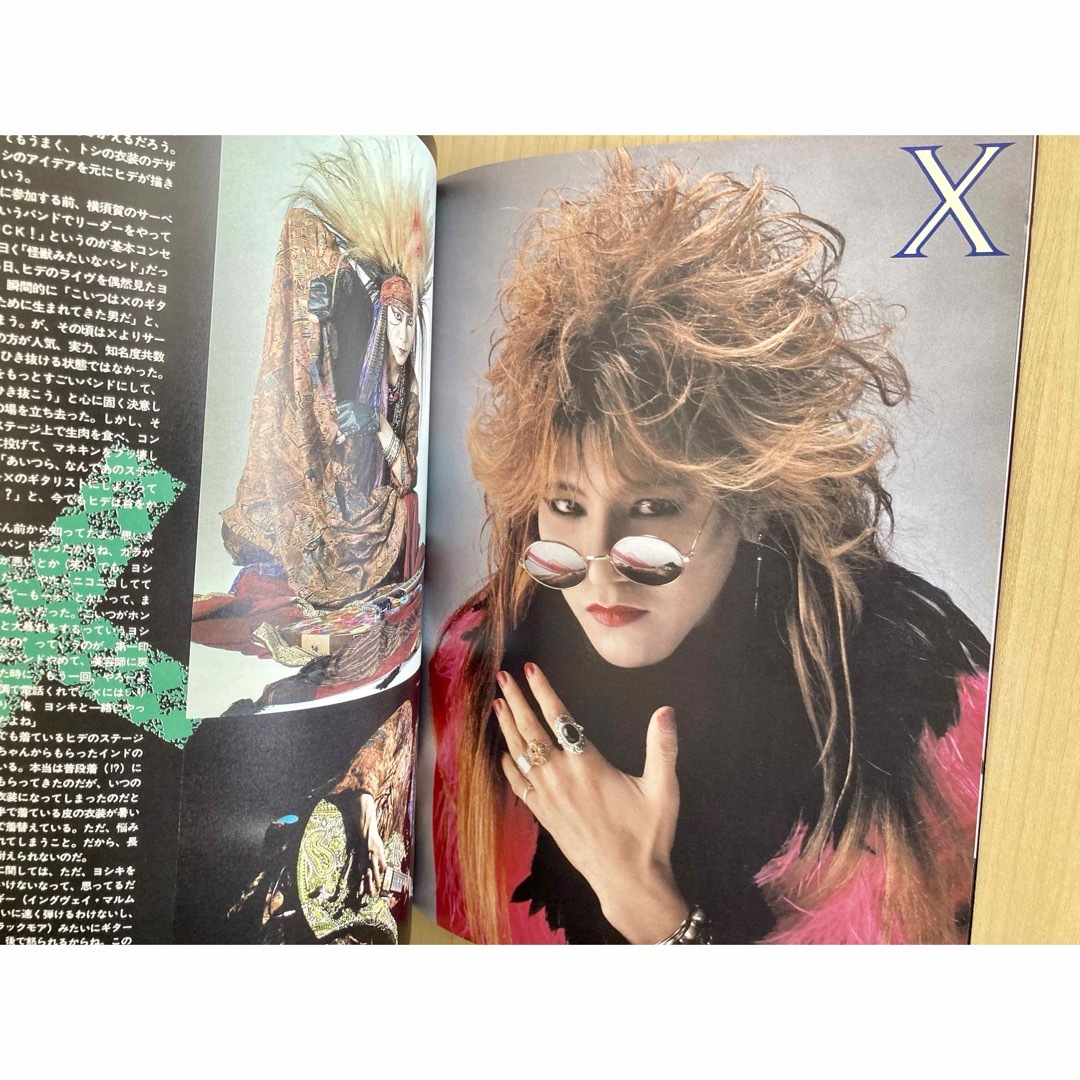 X　ROSE & BLOOD TOUR LIVE 写真集 エンタメ/ホビーの本(アート/エンタメ)の商品写真