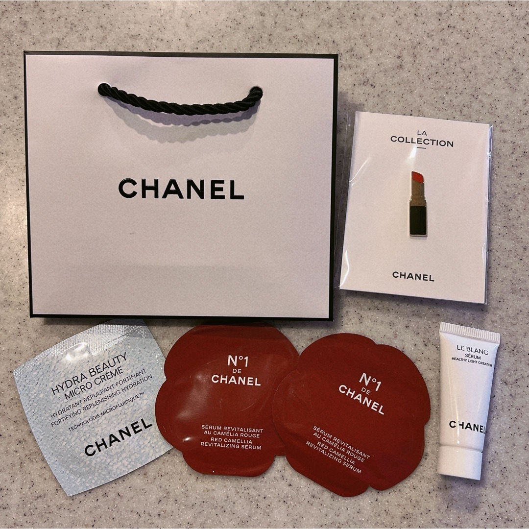 CHANEL(シャネル)のCHANEL サンプル ピンバッジ  コスメ/美容のキット/セット(サンプル/トライアルキット)の商品写真