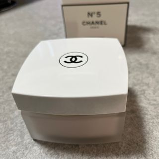 シャネル(CHANEL)のCHANEL No5ザ　ボディークリーム(ボディクリーム)