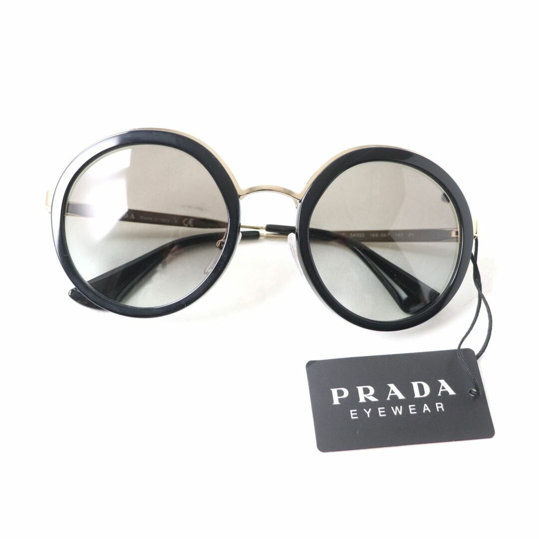 PRADA(プラダ)の未使用品★PRADA プラダ SPR50T 1AB-0A7 CINEMA シネマ サングラス 丸型 54□23 140 ブラック×ゴールド イタリア製 箱・ ケース・タグ付き レディースのファッション小物(サングラス/メガネ)の商品写真