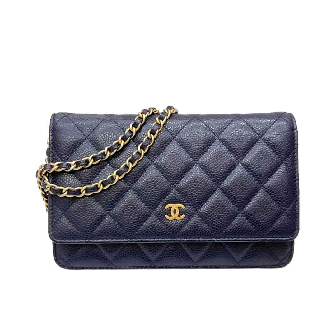 約19cm高さシャネル CHANEL マトラッセ チェーンウォレット A33814 21番台 ネイビー ゴールド金具 キャビアスキン レディース ショルダーバッグ