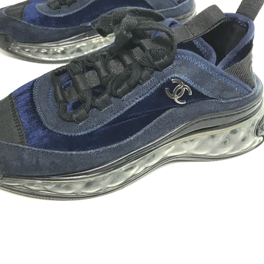 CHANEL(シャネル)のシャネル CHANEL ファブリック G35617 バイカラー 靴 シューズ CC ココマーク スニーカー ブルー レディースの靴/シューズ(スニーカー)の商品写真