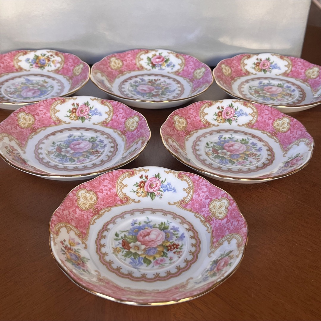 ROYAL ALBERT - 【未使用美品】ロイヤルアルバート☆レディ ROYAL ALBERT - 【未使用美品】ロイヤルアルバート☆レディ