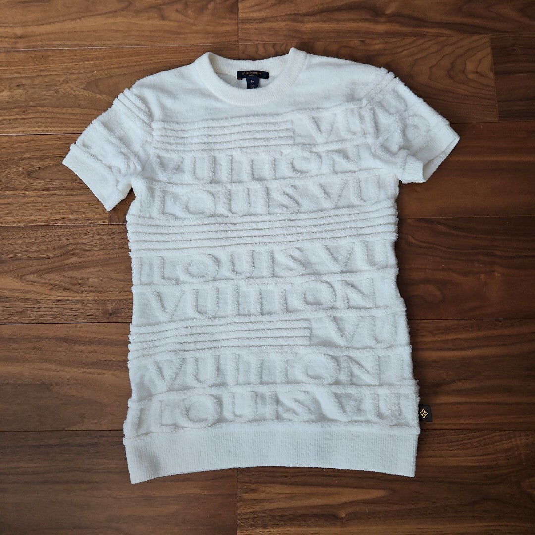 LOUIS VUITTON(ルイヴィトン)のルイヴィトン　レディース　ティシャツ メンズのトップス(Tシャツ/カットソー(半袖/袖なし))の商品写真