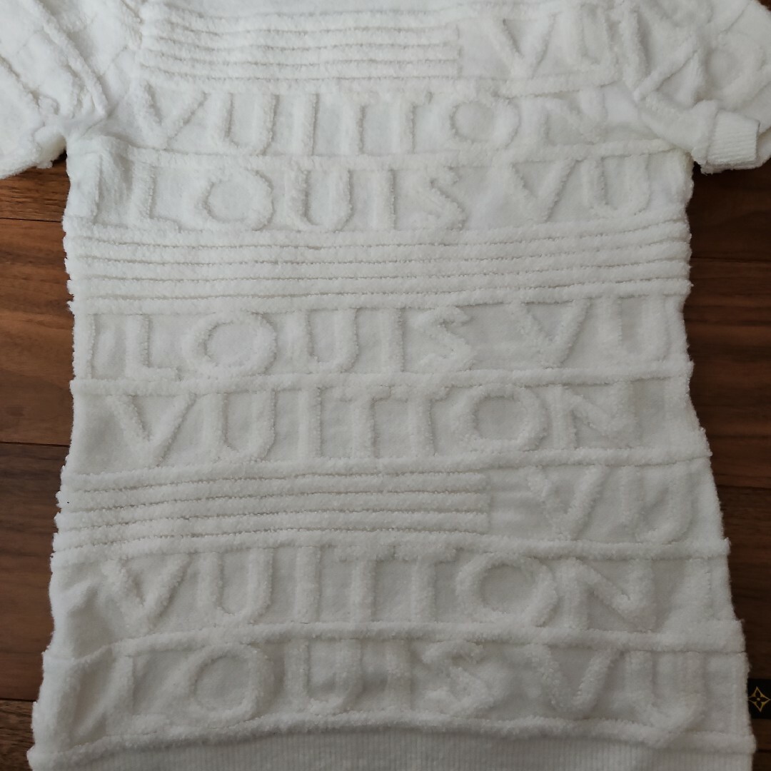 LOUIS VUITTON(ルイヴィトン)のルイヴィトン　レディース　ティシャツ メンズのトップス(Tシャツ/カットソー(半袖/袖なし))の商品写真