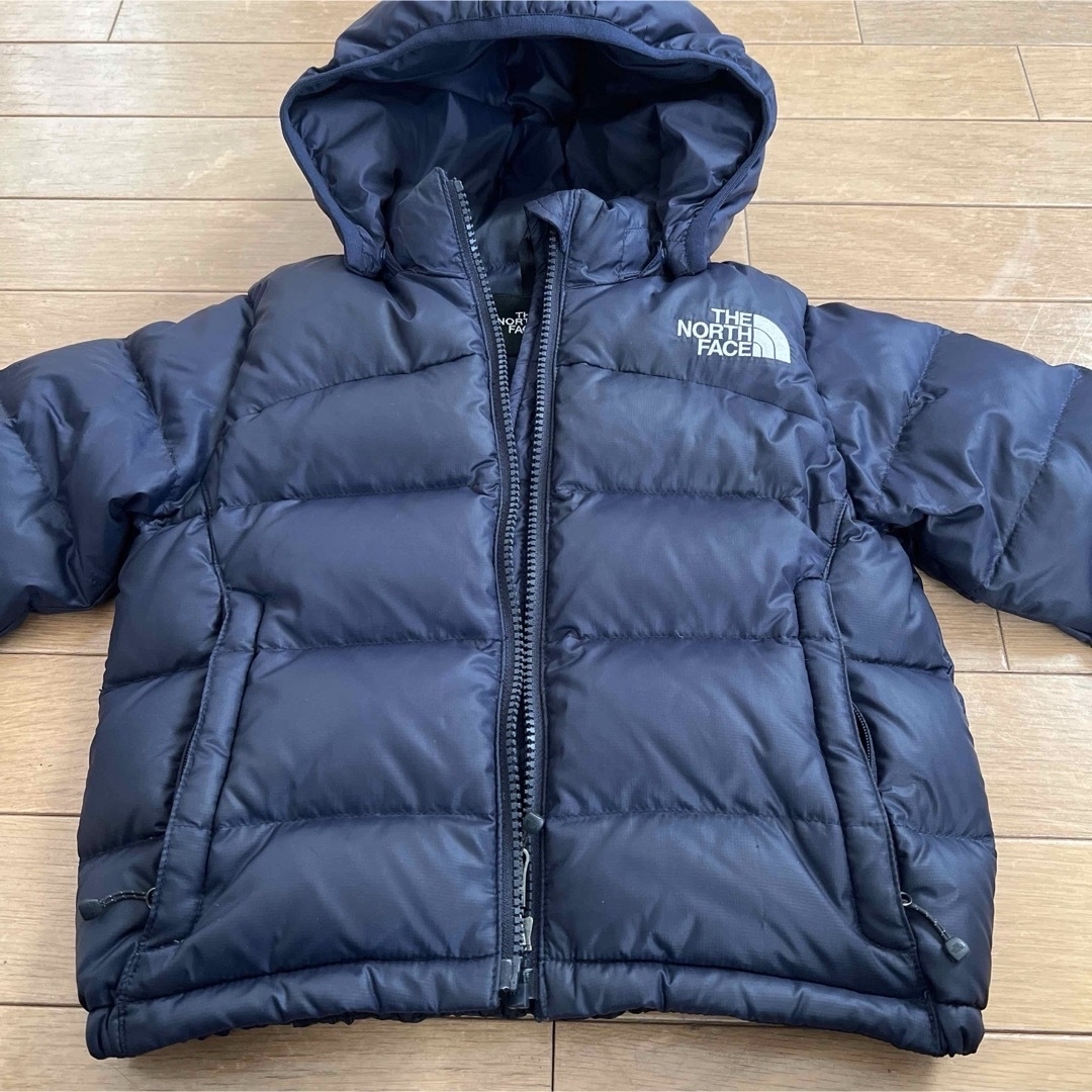 お品物は小さく畳んで発送しますノースフェイス　THE NORTH FACE ダウンジャケット　100