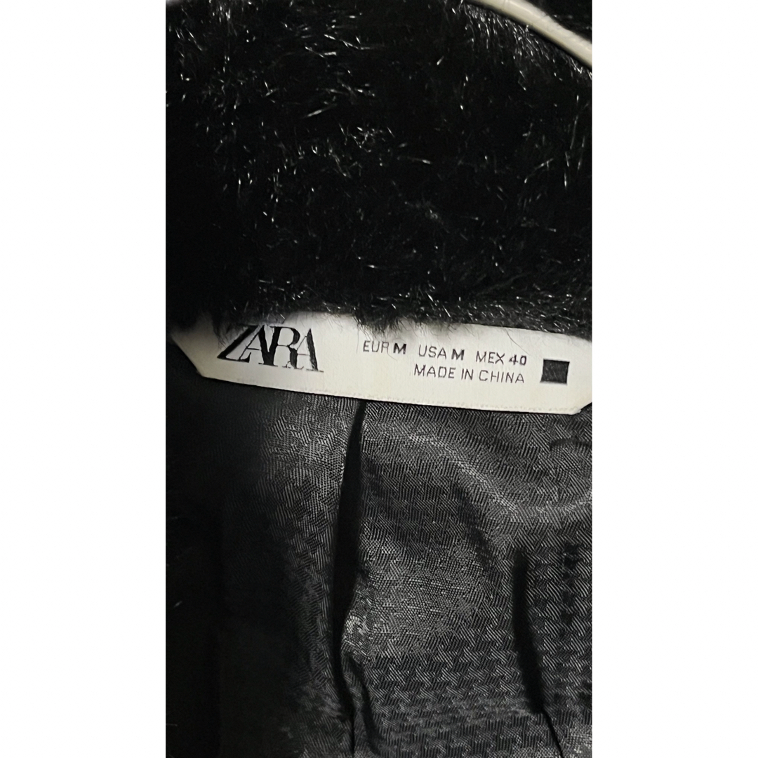 ZARA(ザラ)の655. ZARA フェイクファーロングコート レディースのジャケット/アウター(毛皮/ファーコート)の商品写真