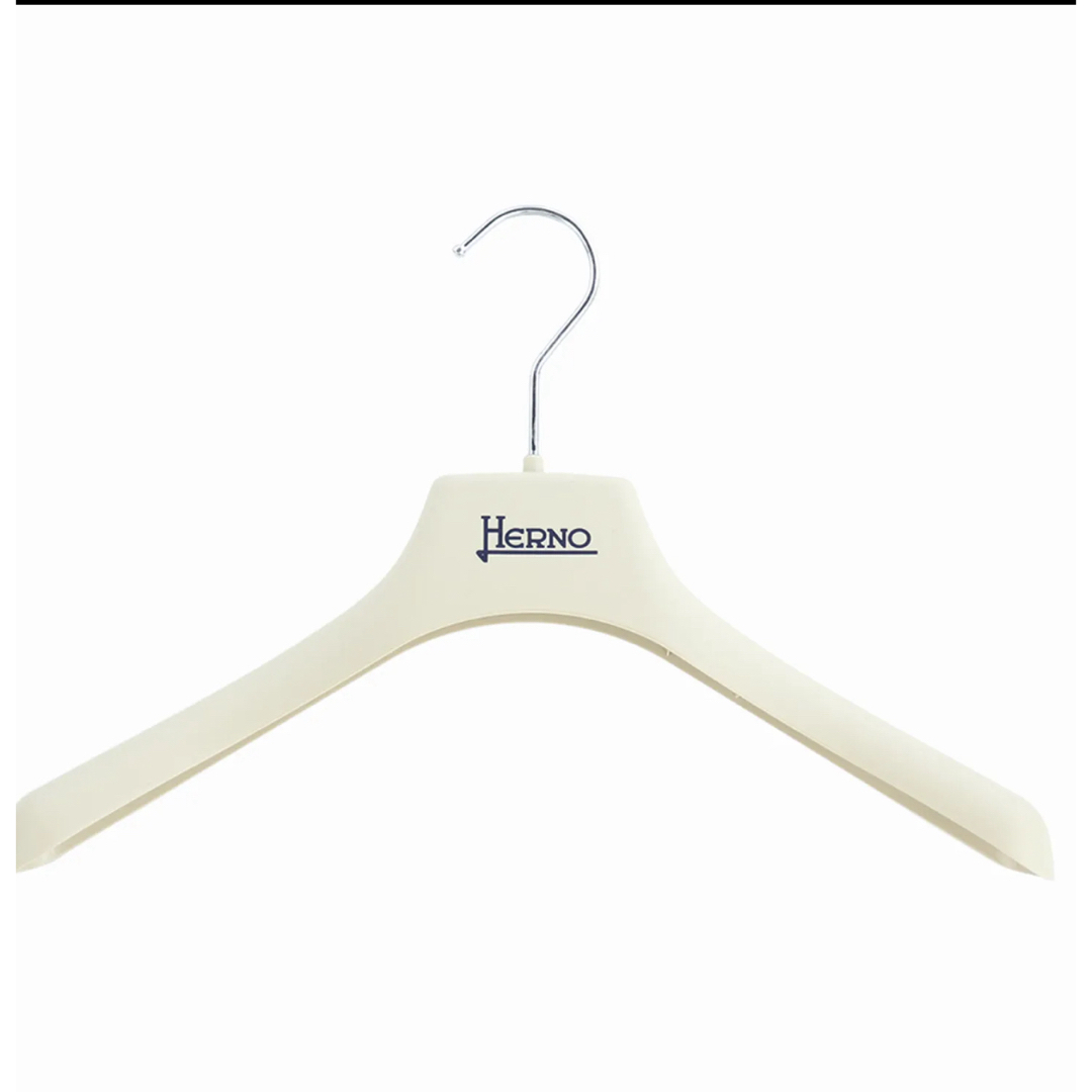 HERNO(ヘルノ)のしー様専用HERNOダウンコート美品 レディースのジャケット/アウター(ダウンコート)の商品写真