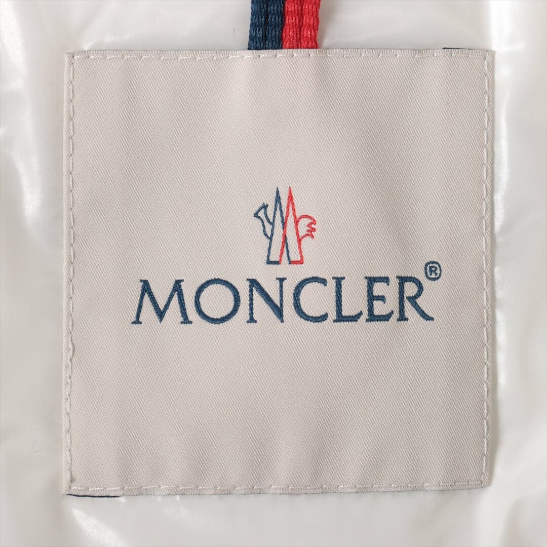 MONCLER(モンクレール)のモンクレール  ナイロン 3 ブラック レディース その他アウター レディースのジャケット/アウター(その他)の商品写真