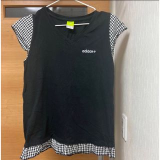 アディダス(adidas)のアディダス　トップス　レディース　大きいキッズにも♩(Tシャツ(半袖/袖なし))