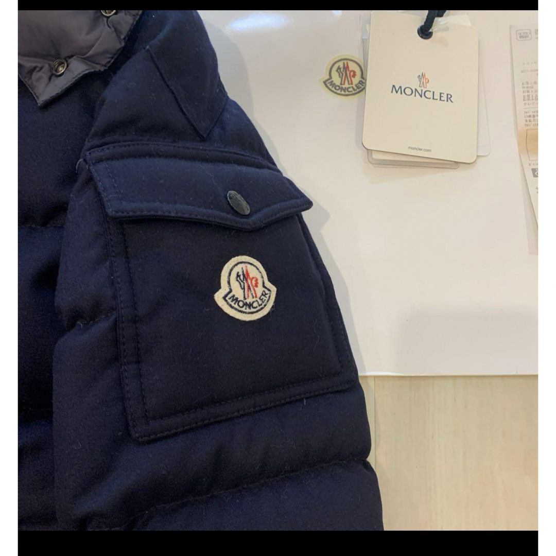 MONCLER(モンクレール)のモンクレール　モンジュネーブル　0 メンズのジャケット/アウター(ダウンジャケット)の商品写真