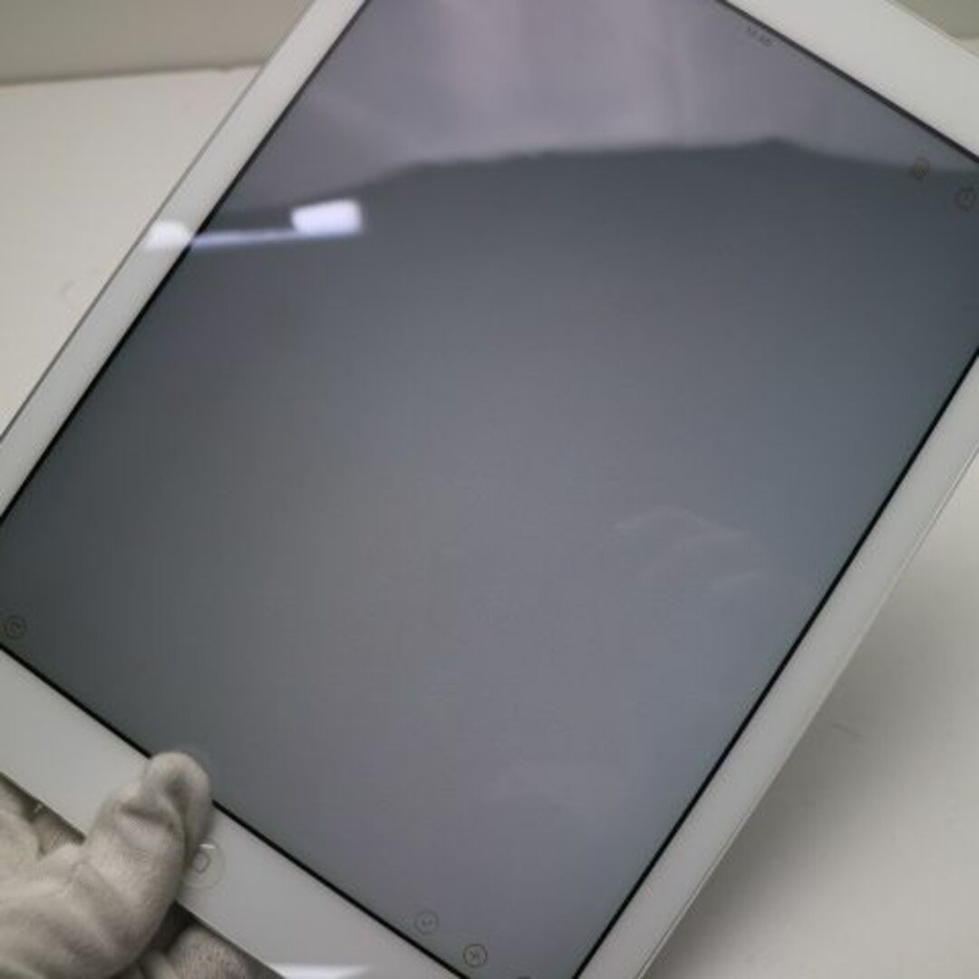 Apple(アップル)の超美品 SOFTBANK iPad Air 32GB シルバー  スマホ/家電/カメラのPC/タブレット(タブレット)の商品写真