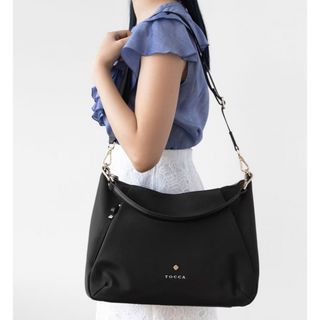 トッカ(TOCCA)のトッカ　CRESCENT 2WAY NYLONBAG L ショルダーバック L(ショルダーバッグ)