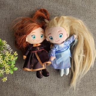 アナトユキノジョオウ(アナと雪の女王)のアナ雪2　エルサ&アナ　ヘアメイクプラッシュドール(キャラクターグッズ)