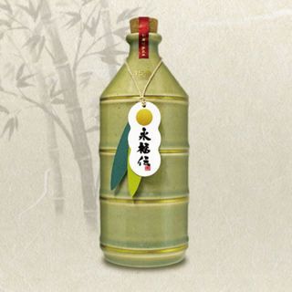 ハマダシュゾウ(濱田酒造)の【本格高級芋焼酎】永福伝720ml   13年貯蔵(焼酎)