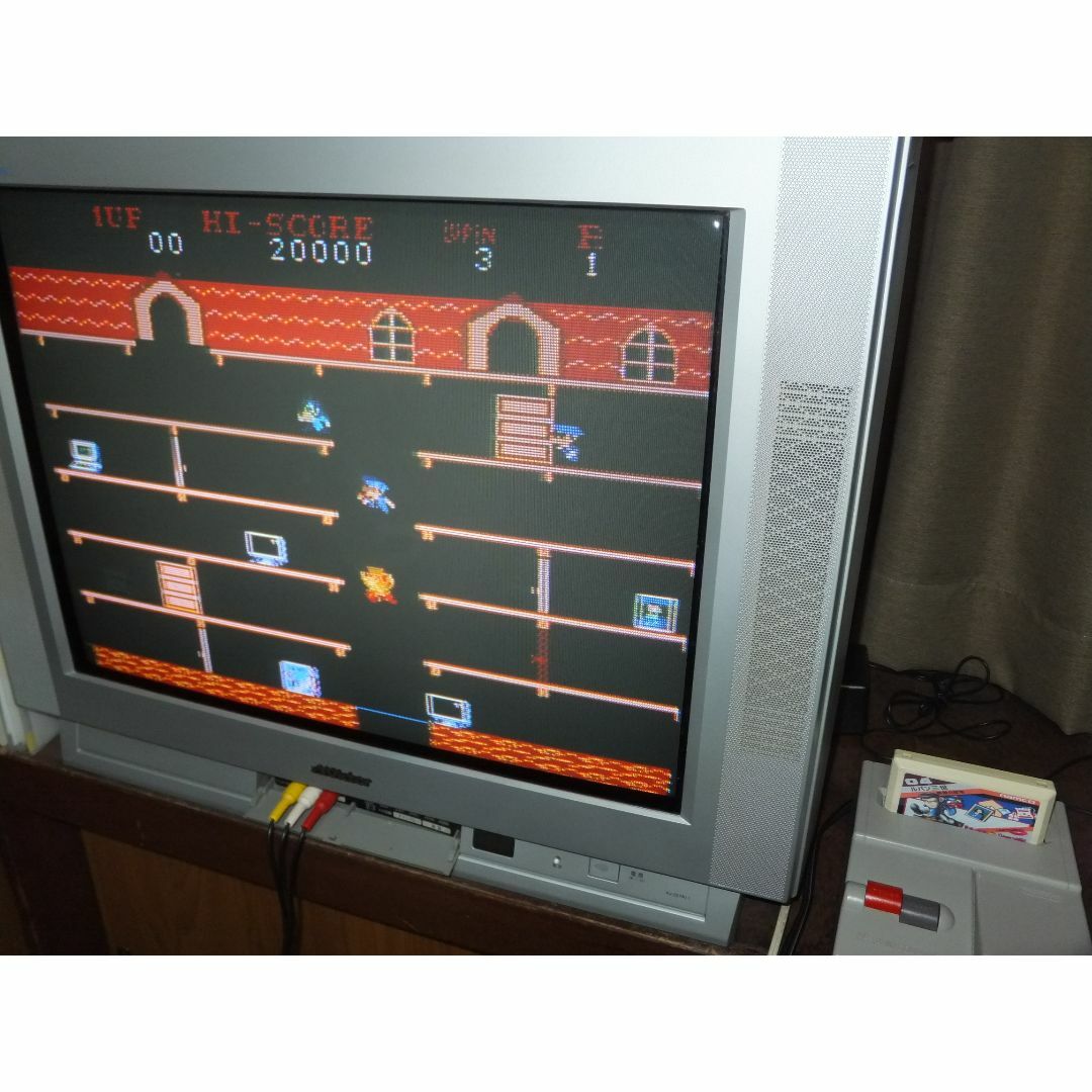 ファミリーコンピュータ(ファミリーコンピュータ)の【FC】ルパン三世 無限の邸宅 エンタメ/ホビーのゲームソフト/ゲーム機本体(家庭用ゲームソフト)の商品写真