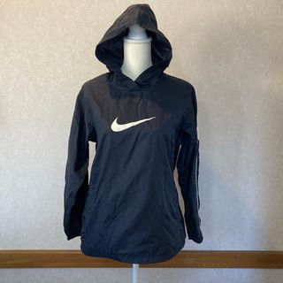 ナイキ(NIKE)の美品　ナイキ　ナイロンジャケット　ウィンドブレーカー　黒(ナイロンジャケット)