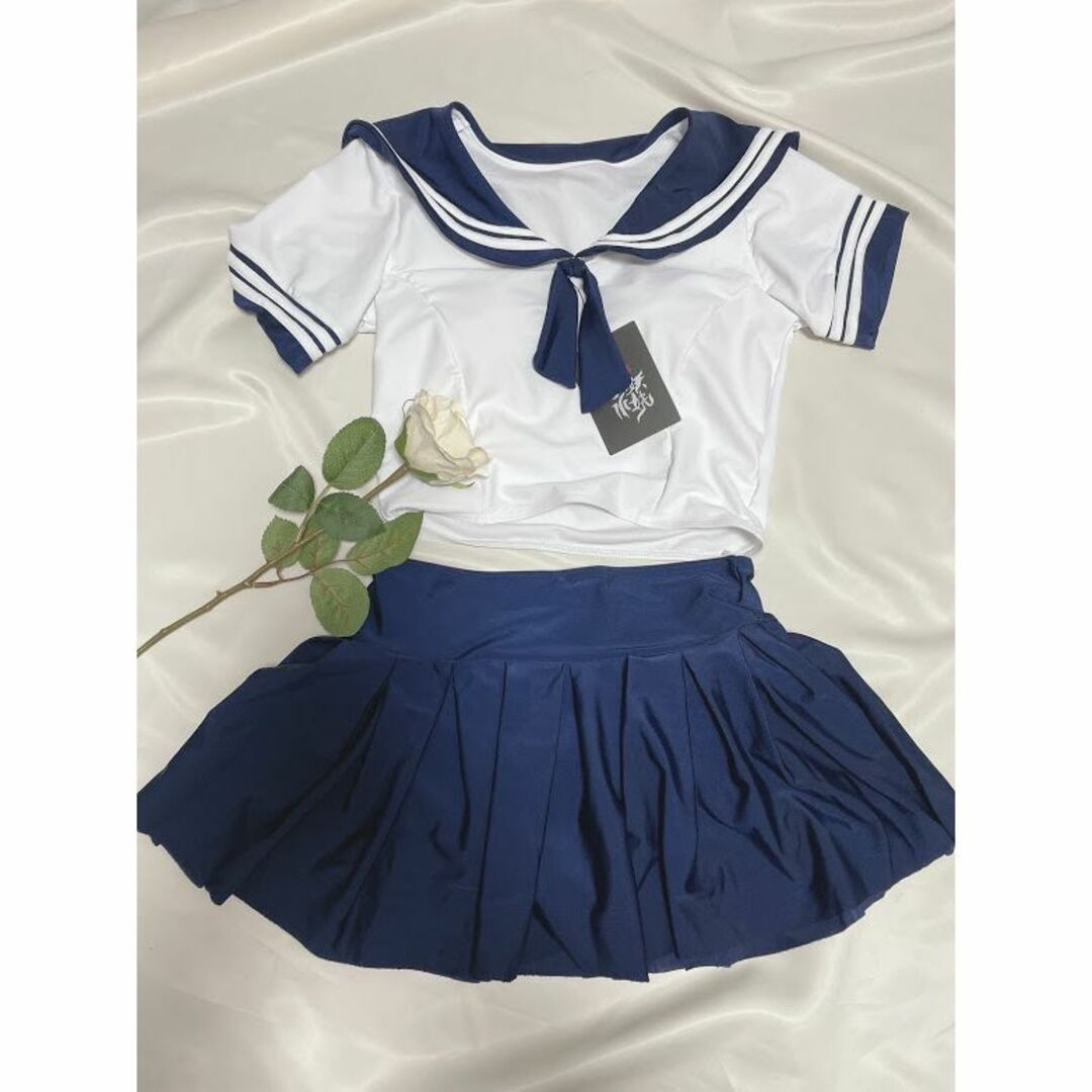 新品【水着】　清楚セーラー服　水泳　プール　Mサイズ　学生　生徒　制服　温泉 エンタメ/ホビーのコスプレ(衣装)の商品写真