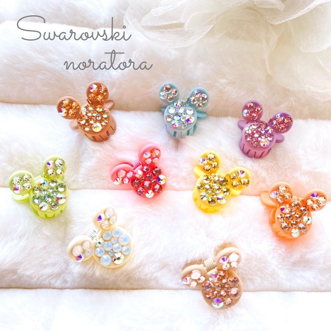 SWAROVSKI(スワロフスキー)のスワロフスキー　ヘアクリップ　ヘアピン　クリスマス　ゆめかわ　プレゼント レディースのヘアアクセサリー(バレッタ/ヘアクリップ)の商品写真