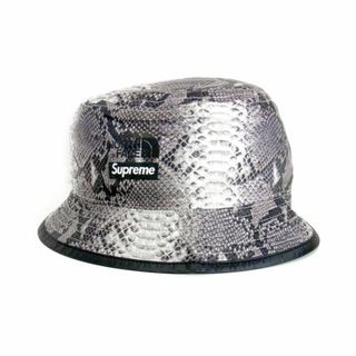 シュプリーム(Supreme)のシュプリーム Supreme × ノースフェイス THE NORTH FACE ■ 18SS 【 Reversible Crusher Hat 】 スネーク 柄 クラッシャー ハット　30492(ハット)