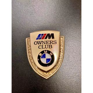 BMW 金属製　owners club ステッカー　ゴールド(車外アクセサリ)