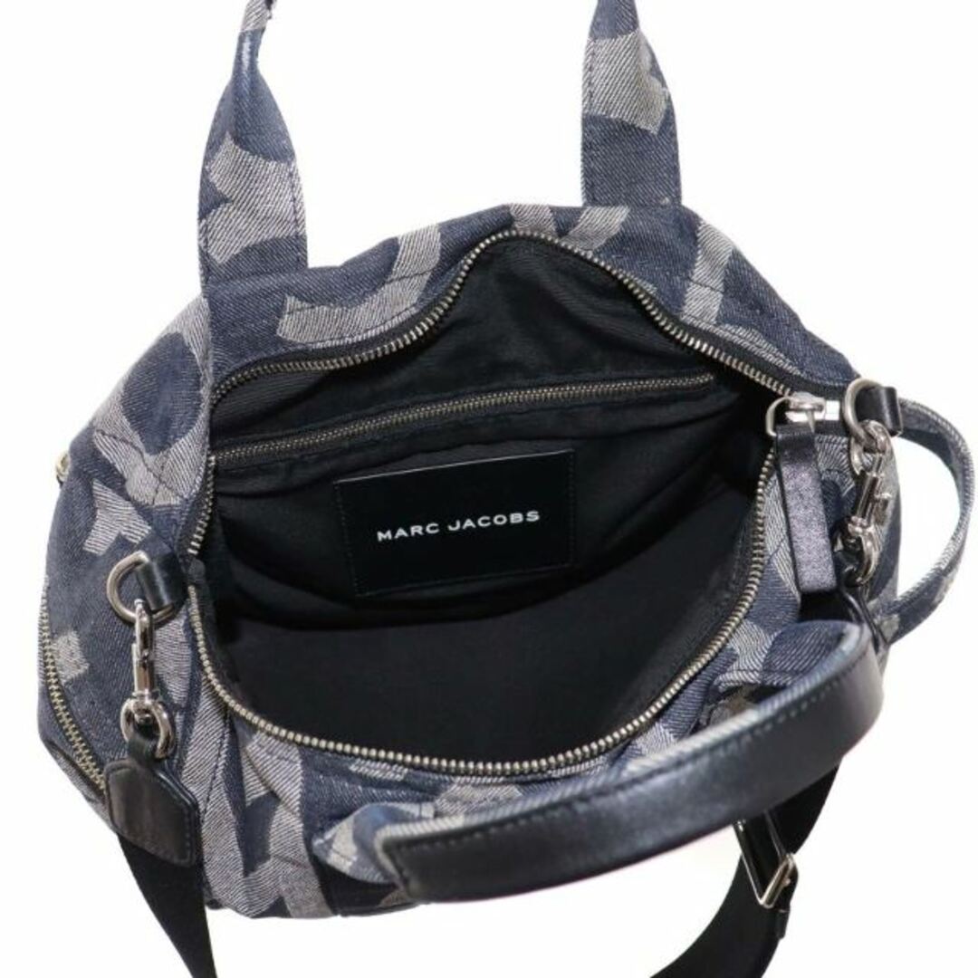 MARC JACOBS(マークジェイコブス)のマークジェイコブス ザモノグラムデニムダッフルバッグ ハンド ショルダー 紺 レディースのバッグ(ハンドバッグ)の商品写真